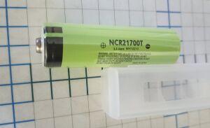  Li-ion 21700 NCR " NCR 21700 T MH12210 5000mah   - XS " (  4900 mah ) .