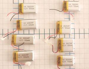  20 mm LP 502030 (Li-POL 3.7V 500mah ) -UK series ( 5mm 20 mm 30 mm) .